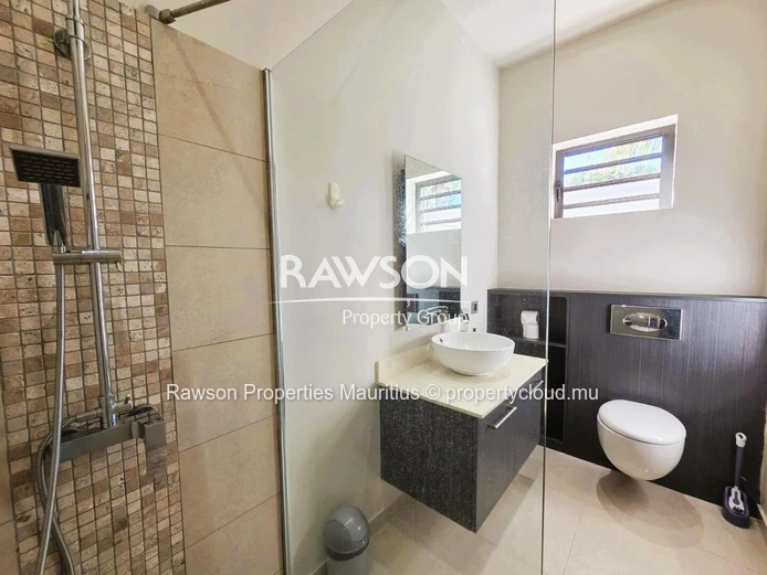 Villa - 4-Bedrooms | Pool & Garden | Secure Residence | Pereybere | €4,000