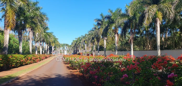 8.33 Perches Residential Land for Sale – Royal Park, Balaclava 