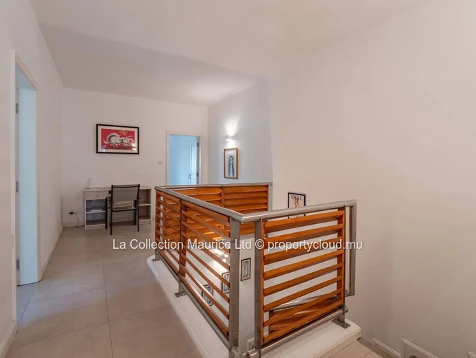 Duplex I Black River I Sea View