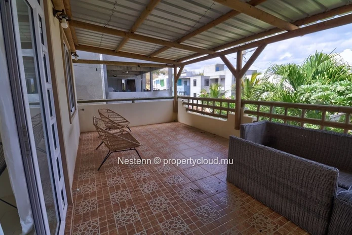 4-bedroom family home - 300 m².