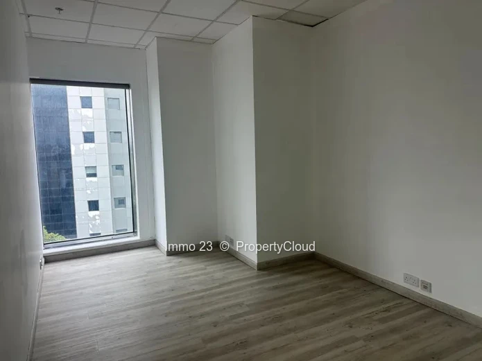 Bureau - 366m2 - Eb00e8ne - Ref. BU92012LO