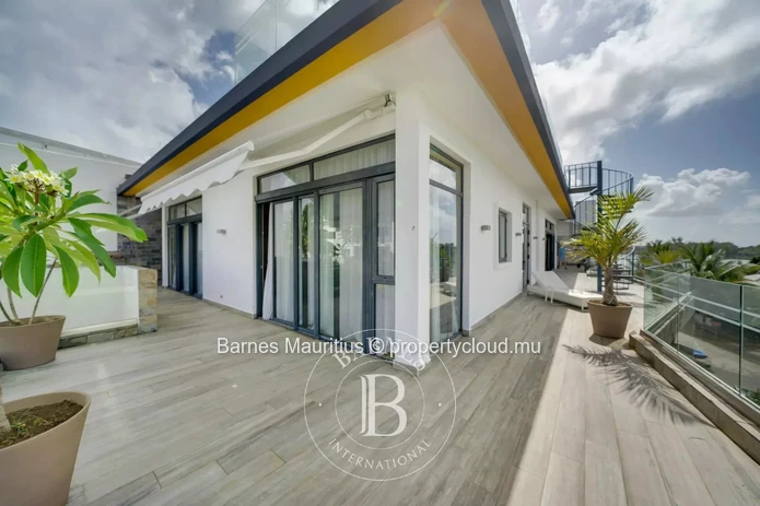 HAUTE RIVE - Penthouse Traversant - 4 Chambres