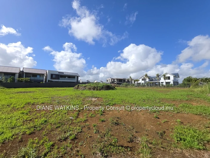 For Sale - Smart City Land in Helvetia, Moka