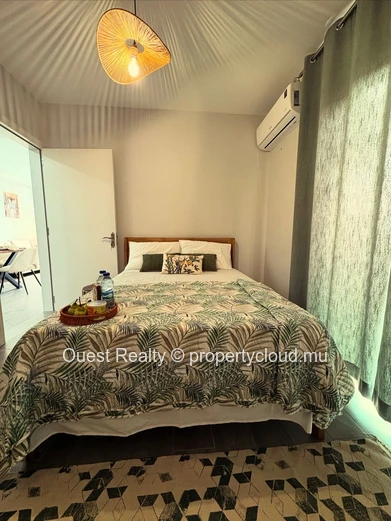 Coastal Comfort, Smart Investment – 3 Bedrooms in Prime Flic en Flac