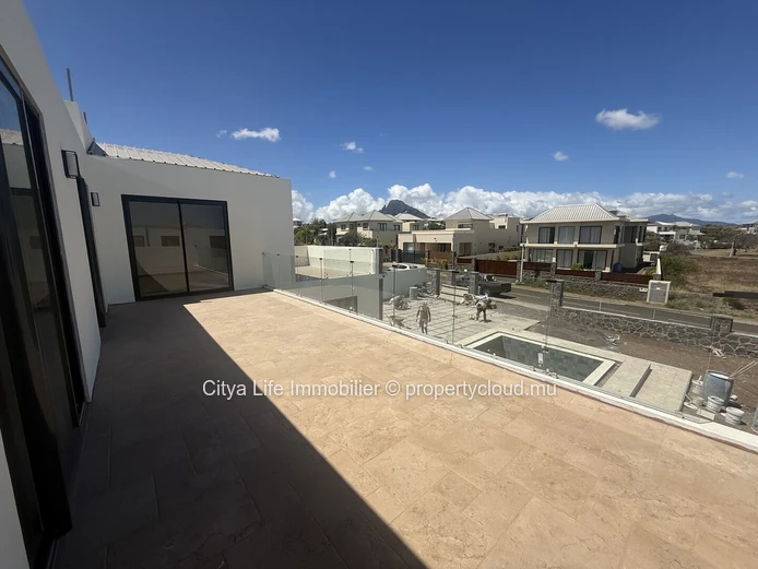 Luxury Furnished Villa with Sea Views – Flic en Flac