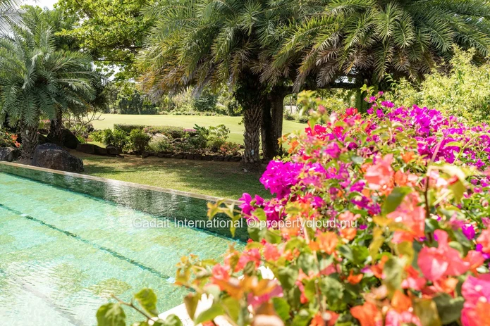An exceptional frontline golf villa in the heart of the prestigious Anahita estate