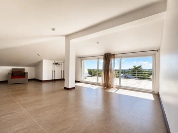4 Bedroom Apartment