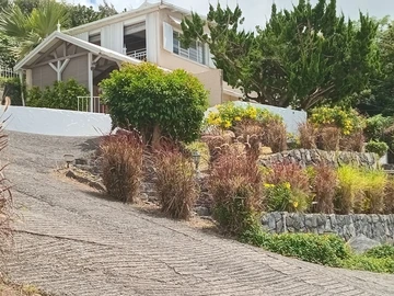 10 Bedroom House