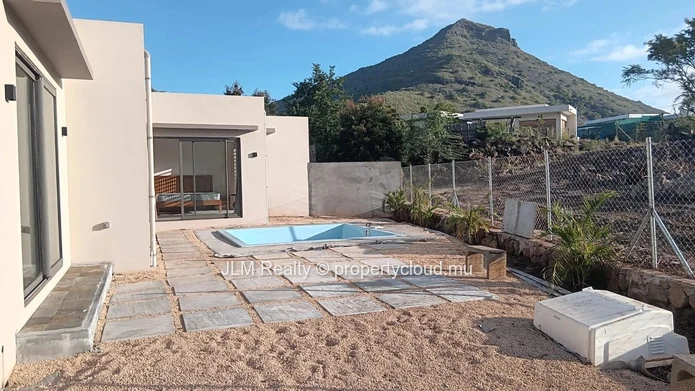 For Rent: Contemporary 3-Bedroom Villa, Tamarin, Mauritius