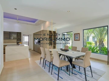 4 Bedroom Villa