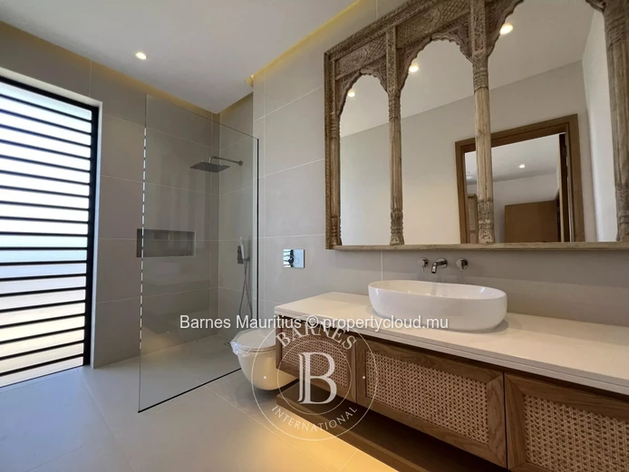 AZURI RESORT - Villa contemporaine de 4 chambres