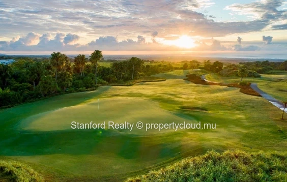 Elevated Villa – 2 Bedrooms, Avalon Golf Estate, Bois Cheri, South