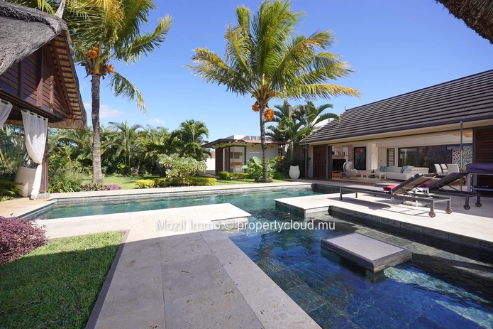 Superbe villa rénovée de 4 chambres 