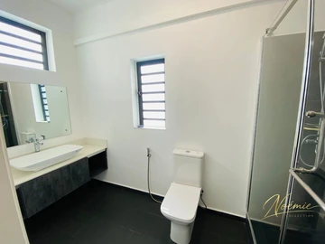 4 Bedroom Townhouse, Duplex