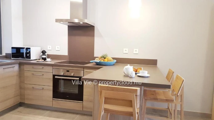 Mont Choisy- Appartement 1 ou 2 chambres avec vue sur le jardin