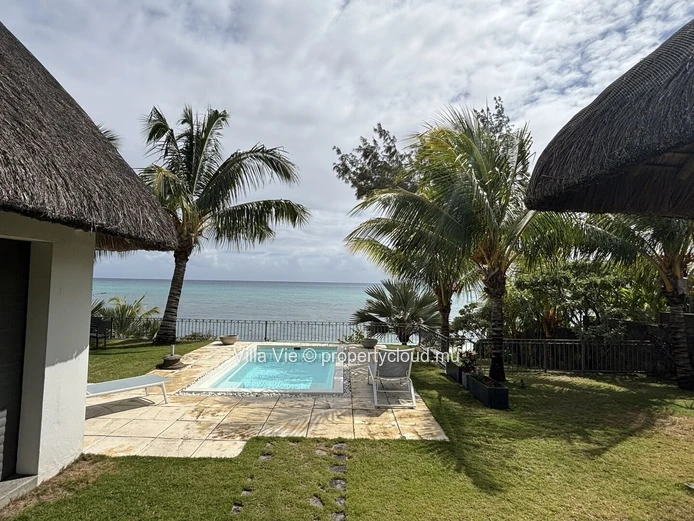 Pointe aux Canonniers - Maison de 3 chambres sur la mer, avec piscine