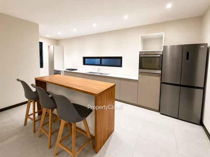 À Vendre | Maison Neuve De 3 Chambres | À 10 Min À Pied Du Jardin De Balfour | Beau Bassin