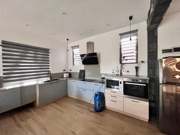 4 Bedroom Villa