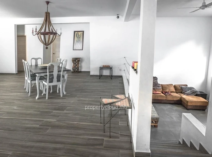 Sérénité et vie paisible à Calodyne : Villa 4 chambres à vendre. 