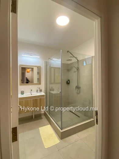 Appartement À Louer À Tamarin