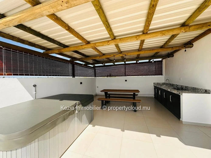 Appartement Contemporain Avec Rooftop
