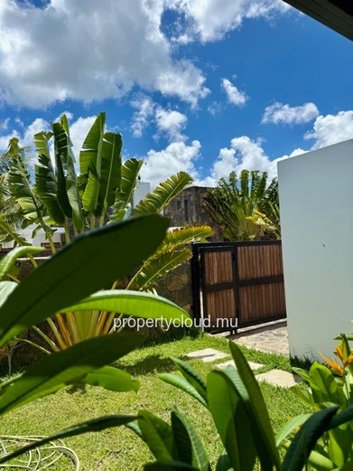 Villa F4 avec piscine Vivez dans le luxe et le confort proche centre commercial de la Croisette de Grand Baie dans un...