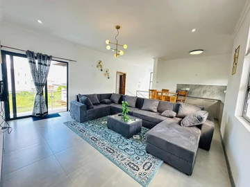 4 Bedroom Villa