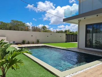 4 Bedroom Villa