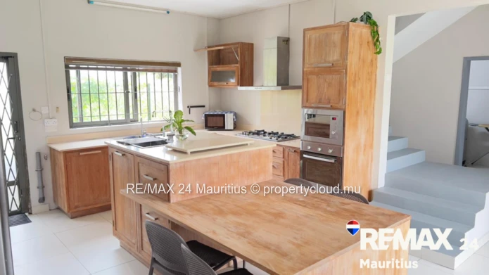 Peaceful 2-Bedroom Rental in Highlands