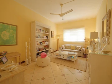 5 Bedroom Villa
