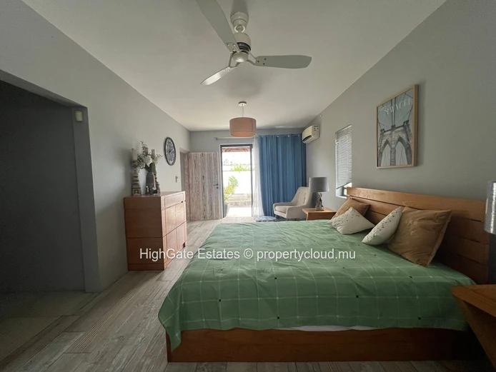 3 Bedrooms Villa For Rent In Private Compound