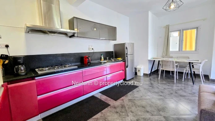 2-Bedroom apartment just 2 minutes from the beach