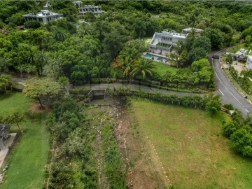 Commercial Land