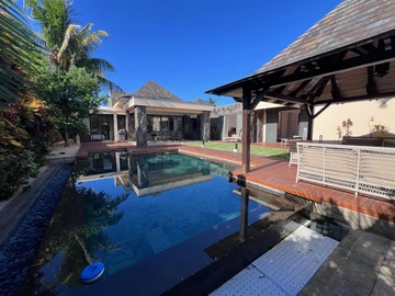 4 Bedroom Villa