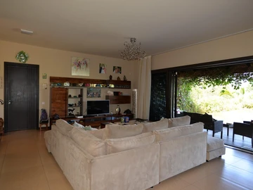 6 Bedroom Townhouse, Duplex