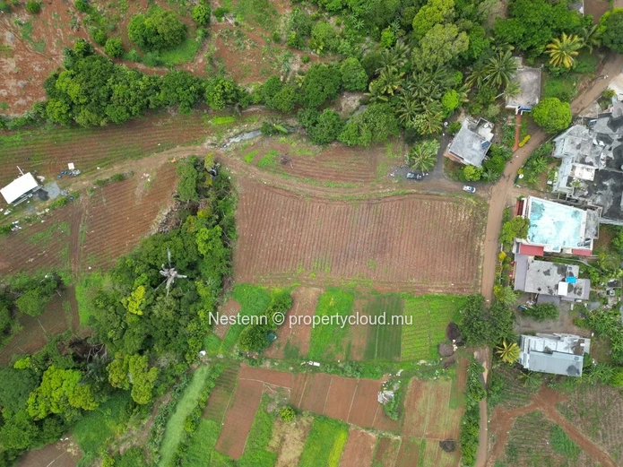 Residential Land with stunning mountain views (Lot 3)