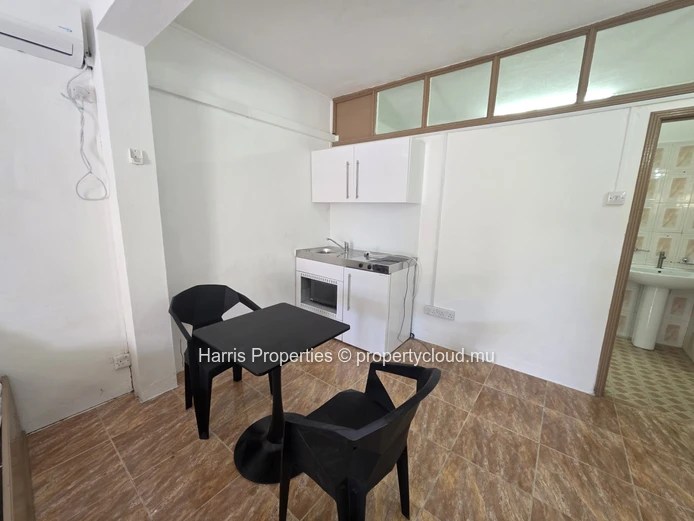 Studio à louer situé dans une résidence à Grand Baie,