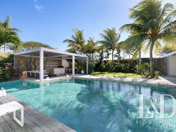 4 Bedroom Villa