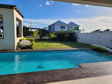 4 Bedroom Villa