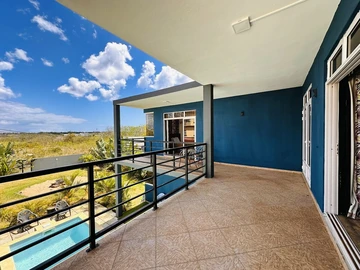 4 Bedroom Villa
