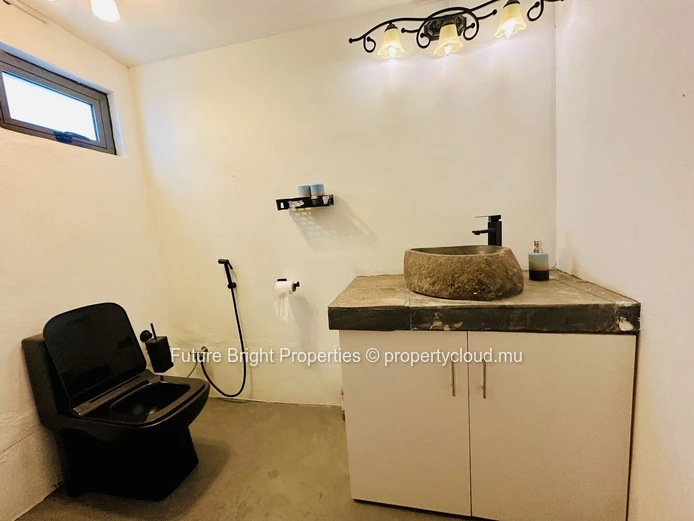 Charmante Maison Côtière à Pointe aux Sables – Vue Mer et Douceur de Vivre