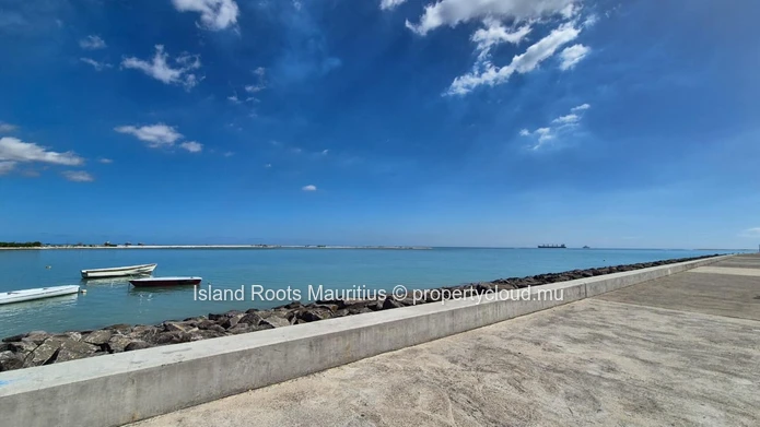Beachfront residential land for sale in Baie du Tombeau 