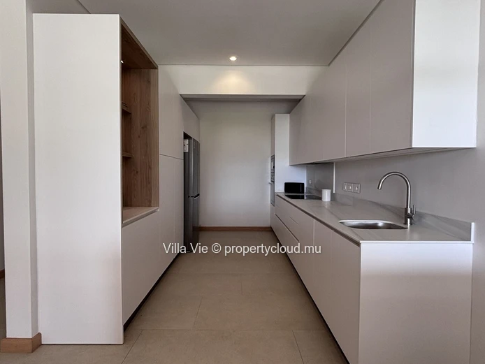 Belle Vue - A lovely 4-bedroom ground-floor apartment (Sole Mandate)