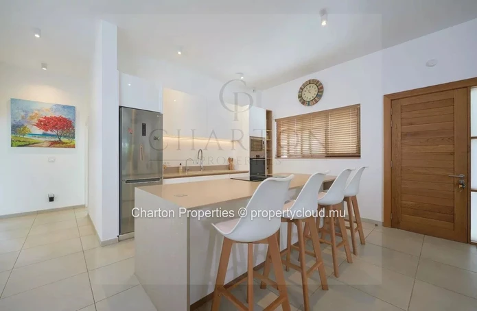 Appartement de prestige 3 chambres en rez-de-jardin entre élégance et douceur côtière