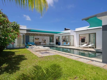 4 Bedroom Villa