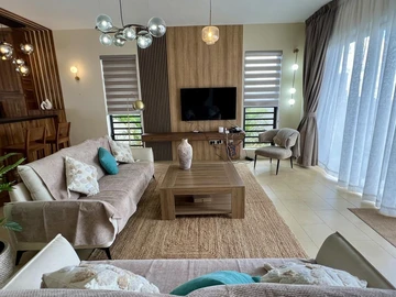 4 Bedroom Villa
