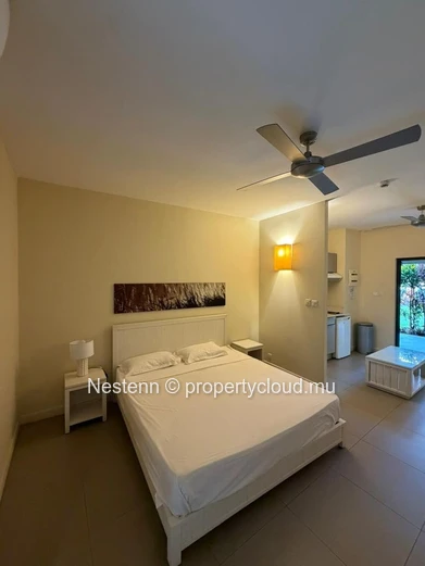 Appartement de style resort contemporain à louer 