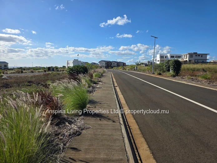 Residential Lot of 440.72 M2 - Lot 156 - Anna 2, Flic-en-Flac