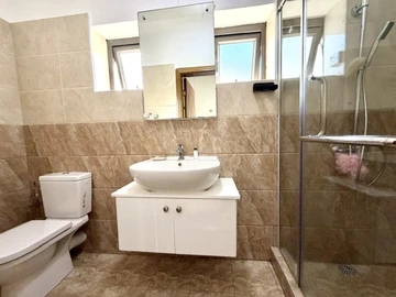 3 Bedroom Townhouse, Duplex