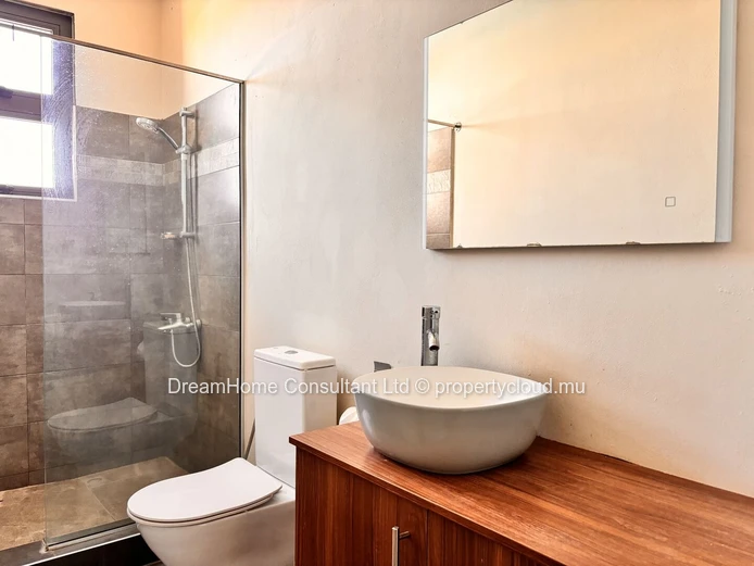 Appartement meublé de style à Flic en Flac - Emplacement idéal et proche des commodités